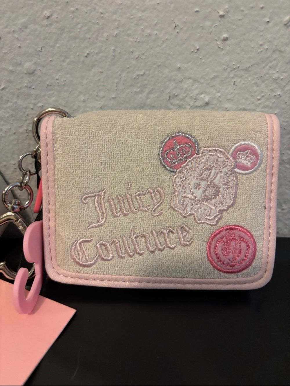 Juicy Couture Snap Wallet - Picture 2 of 6